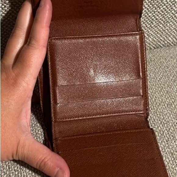 Authentic Louis Vuitton Elise wallet SP0021 - Picture 16 of 16